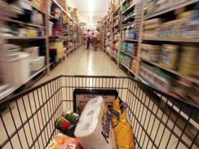 Μπαράζ προσφορών από τα σούπερ μάρκετ