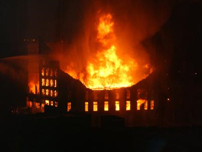 «Στάχτη» έγινε εργοστάσιο στην Κύπρο