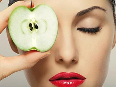 Ενάντια στις ρυτίδες με υλικά από τον κήπο μας