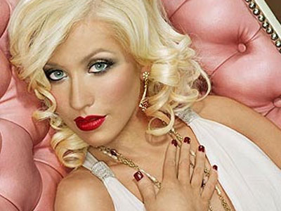 Με δαχτυλίδι by Βομβογιάννη η Aguilera!