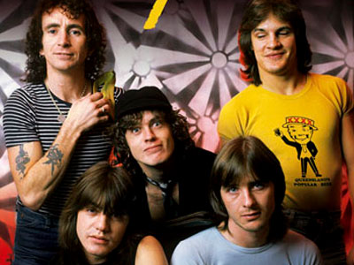 Εκστρατεία από τους θαυμαστές των «AC/DC»