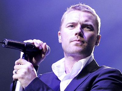 Ο Ronan Keating θέλει να σώσει τον γάμο του