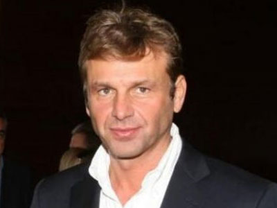 Απόστολε, μεγάλη μπουκιά φάε, μεγάλη κουβέντα μη λες