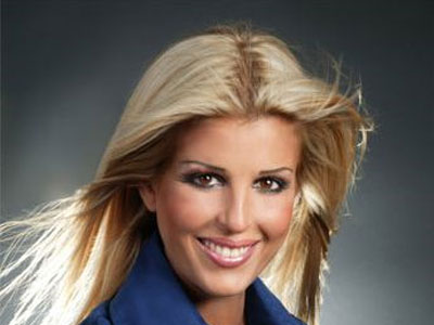 H καρδιά της ξανθιάς