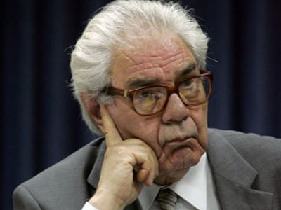 Γιατί το μνημόνιο παραβιάζει το Σύνταγμα;