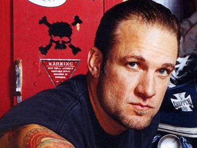 Απάτησε και σύζυγο και ερωμένη!