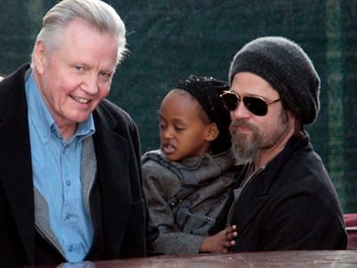 Περήφανος παππούς ο Jon Voight