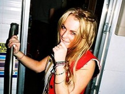 «Καμένο χαρτί» η Lindsay Lohan