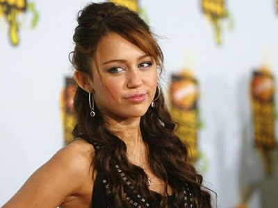 Miley Cyrus: Αντιμετωπίστε με σοβαρά