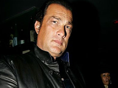 Ο Steven Seagal παρενόχλησε την εγγονή του Ray Charles