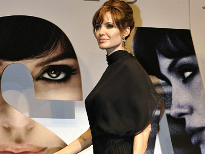 Angelina Jolie: Δύο πόδια «κόλαση»