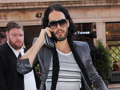 Φτηνά τη γλύτωσε ο Russell Brand