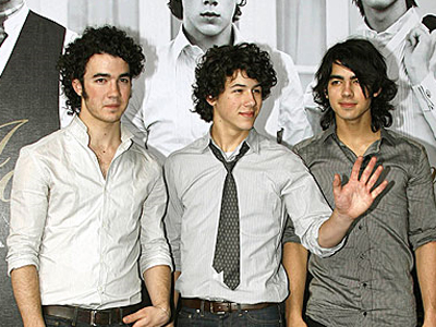 Η διάσωση των Jonas Brothers