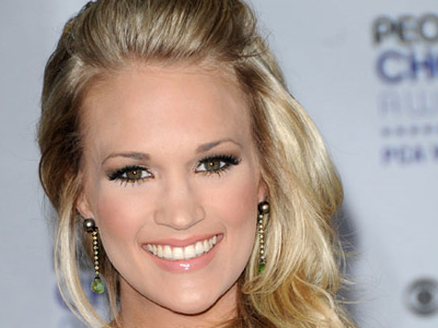 Κουφέτα από την Carrie Underwood;