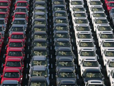 Ανησυχία στην Ισπανία για την πτώση στις πωλήσεις αυτοκινήτων