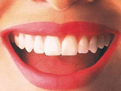 Αστραφτερά δόντια, χωρίς οδοντίατρο!