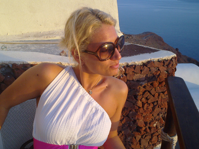 Χώρισε και πήρε σβάρνα τα… νησιά