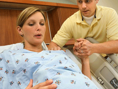 Γονιμότητα: Η πρόκληση τοκετού διπλασιάζει την πιθανότητα καισαρικής τομής!