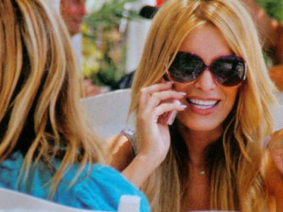 Στη Μύκονο και η Κατερίνα Καινούργιου