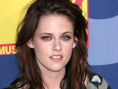 Kristen Stewart: Η φήμη με διευκολύνει
