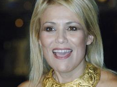 Topless η Κωνσταντίνα Μιχαήλ