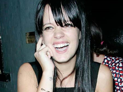 Lily Allen: Μια ζωή δίχως νόημα