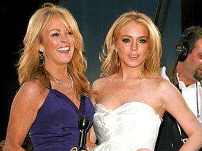 Δυσκολεύεται το χρυσό της!