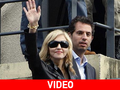 Η Madonna σκηνοθετεί τον Ewan McGregor