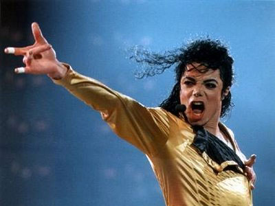 Σε δημοπρασία αντικείμενα του Michael Jackson