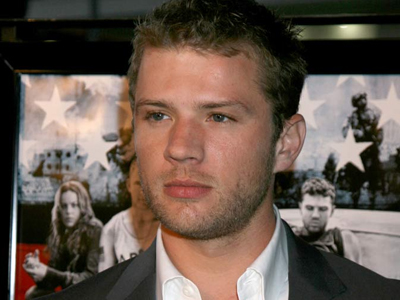 Ακόμα κλαίει για το διαζύγιο