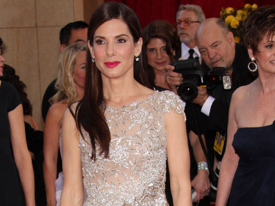 Sandra Bullock: Η Scarlett φιλάει υπέροχα