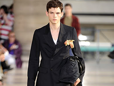 Σοκ στον χώρο της μόδας