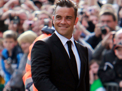 Αρνείται να μεγαλώσει ο Robbie Williams