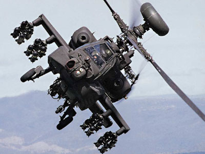 Έφτασαν τα πρώτα ισραηλινά Apache στην Ανδραβίδα