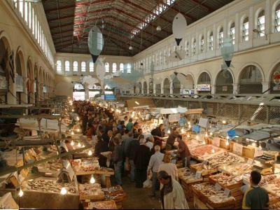 Mέχρι τις 12:00 ανοιχτή η Βαρβάκειος