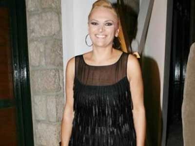 Παντρεύεται η Λαμπίρη;