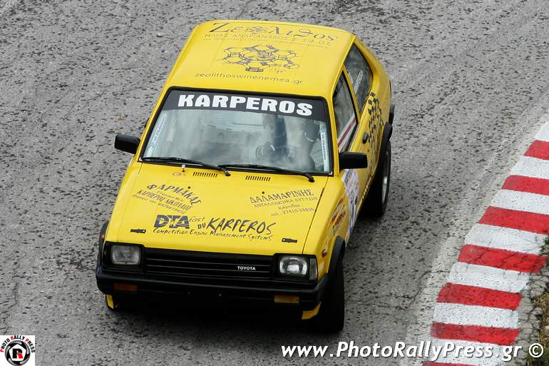 Ο Δημήτρης Καρπερός