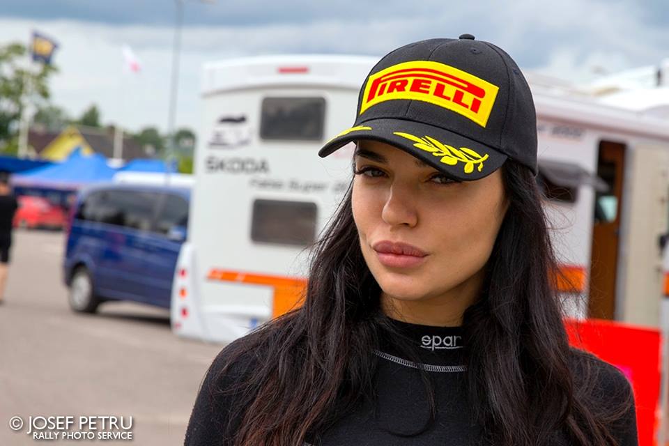 Δεν θα απολαύσουμε τελικά την Tushkanova. Δυστυχώς...