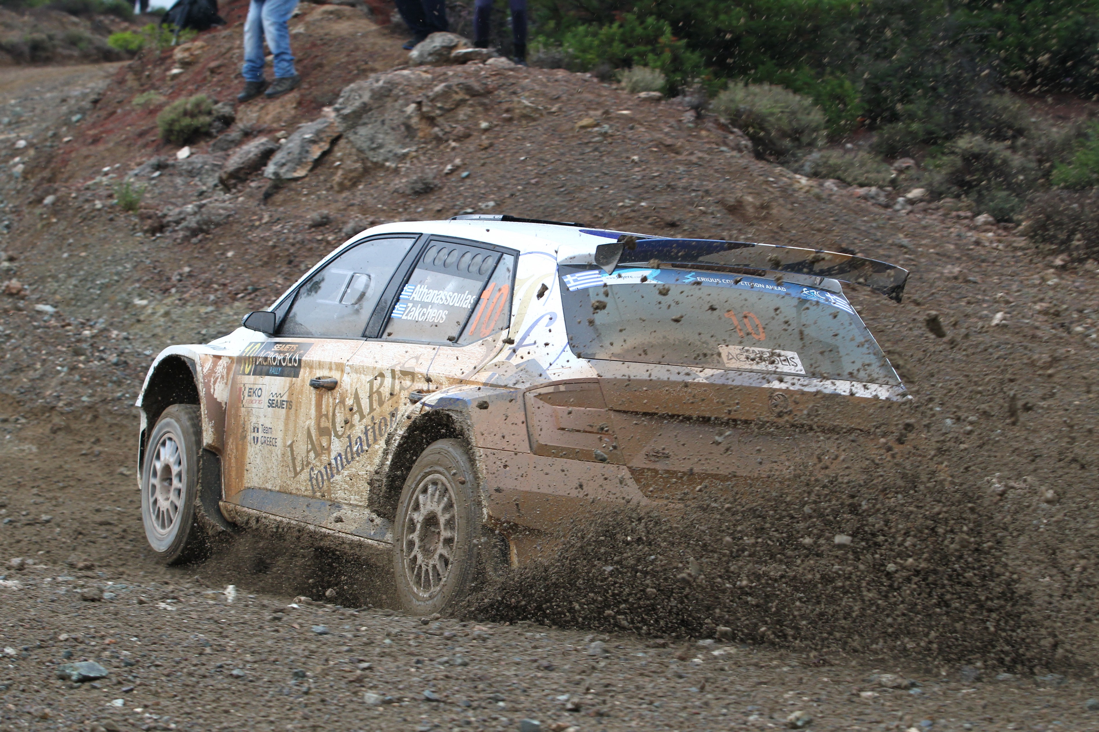 Κατάφεραν να κερδίσουν ειδική διαδρομή, να ολοκληρώσουν πρώτοι στο τέλος της πρώτης ημέρας και να πονοκεφαλιάσουν τους αντιπάλους τους. Συγχαρητήρια για την επίδοση και την 3η θέση στους Αθανασσούλα - Ζακχαίο.