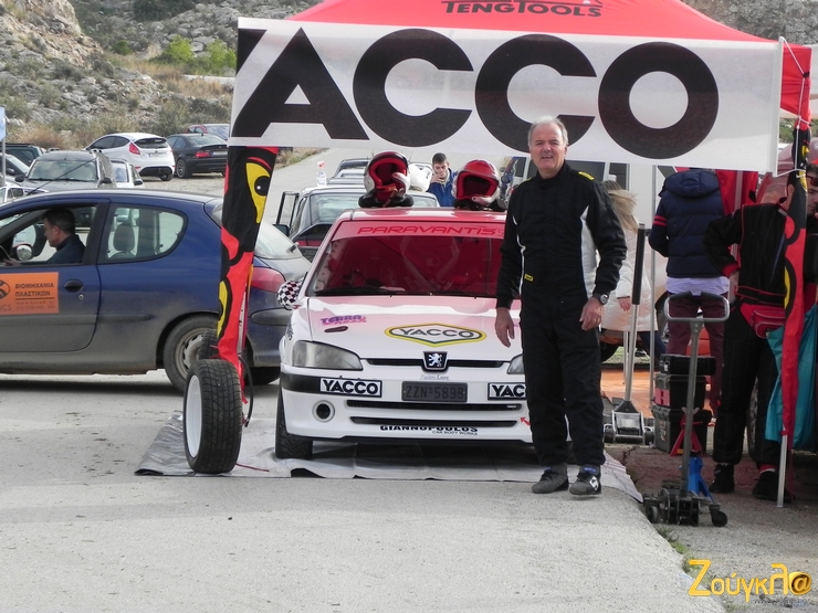 Βλέπει, δε βλέπει καλά....