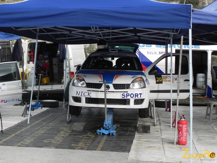 Το Renault Clio Ragnotti του Χρήστου Χατζηκωνσταντίνου...