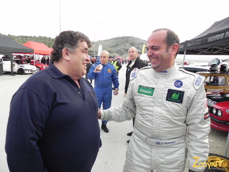 Ο Φίλιππος Τζεφεράκος συνάντησε τον Κώστα Κύρκο και το ρίξαν στην πλάκα... 