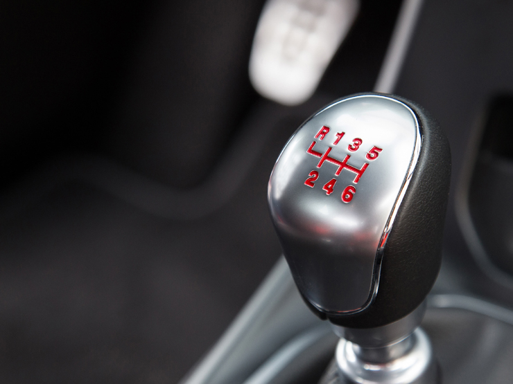 Μηχανικό κιβώτιο 6 σχέσεων...