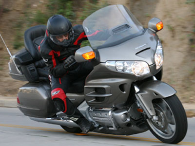 Στην Κατερίνη η συνάντηση των μοτοσικλετιστών «Gold Wing» Στην Κατερίνη η συνάντηση των μοτοσικλετιστών «Gold Wing»