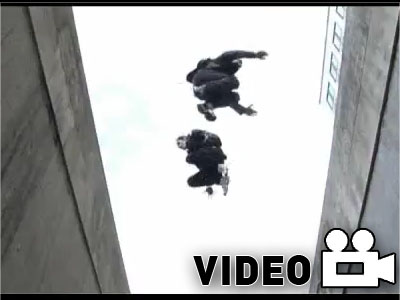 Πηδώντας από… τοίχο σε τοίχο