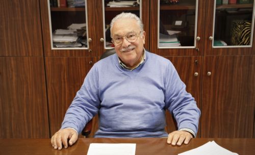 O Πέτρος Κοντογούρης