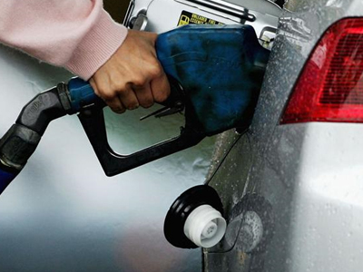Πανάκριβη η βενζίνη στην Ελλάδα