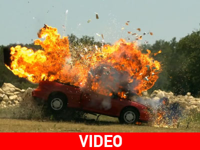 H έκρηξη ενός αυτοκινήτου σε αργή κίνηση… H έκρηξη ενός αυτοκινήτου σε αργή κίνηση…