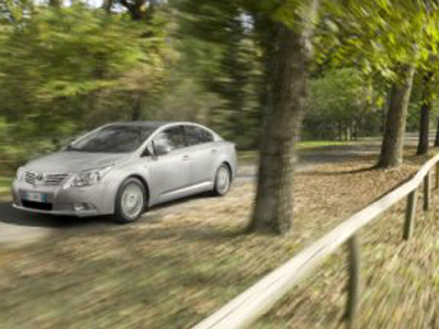 Νέα έκδοση TOYOTA AVENSIS Navi Edition