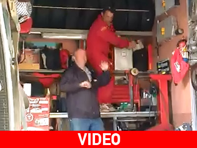 Οι μηχανικοί το… ‘ριξαν στο χορό!!!